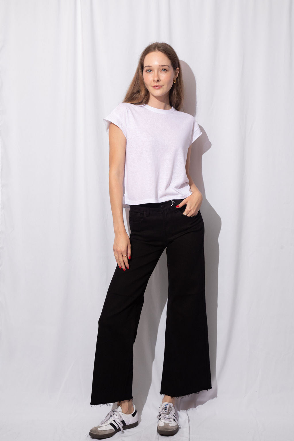 Mid Rise Wide Leg