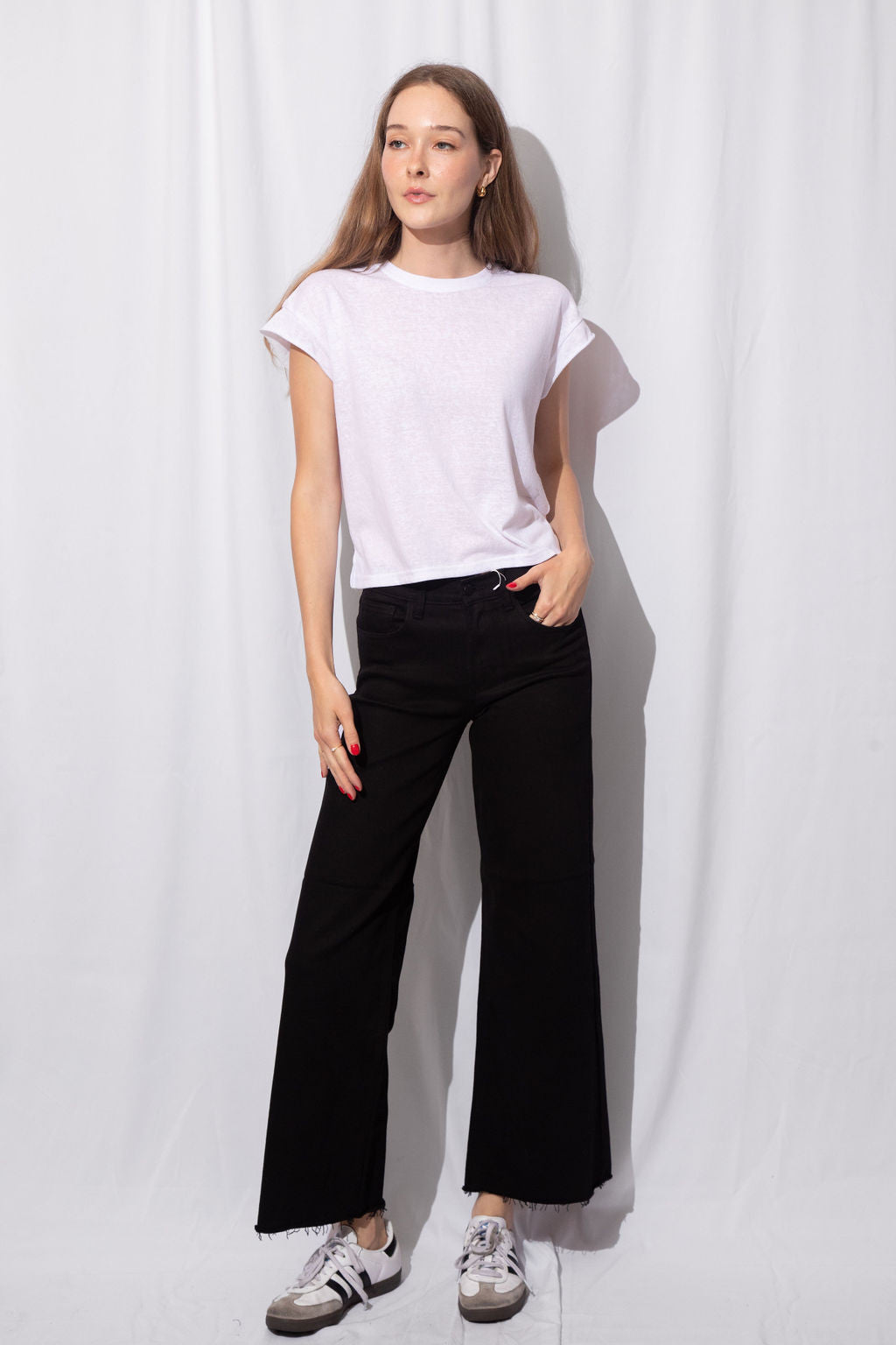 Mid Rise Wide Leg