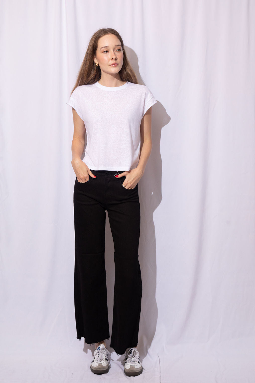 Mid Rise Wide Leg
