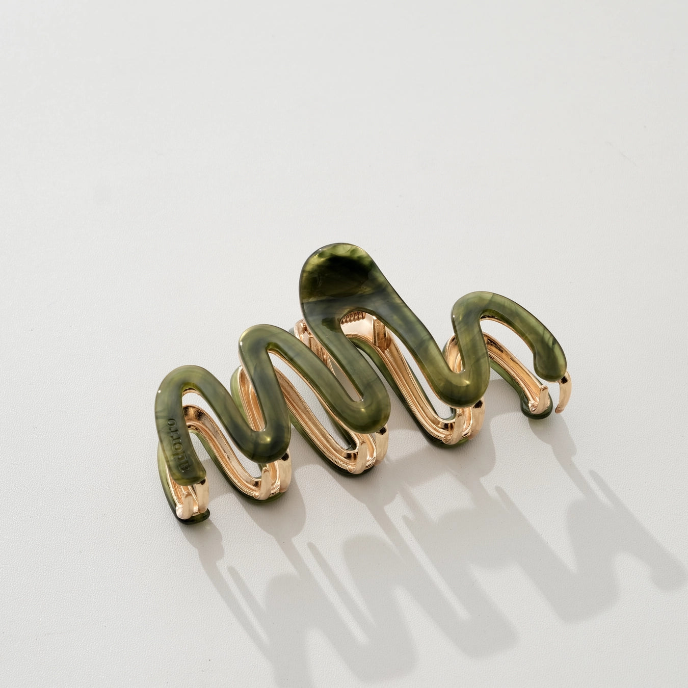 Willow Squiggle Metal Claw Clip Moss