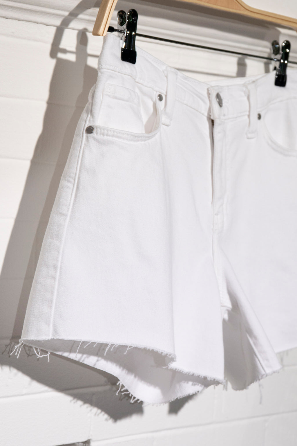 Mid Rise Stretch Shorts