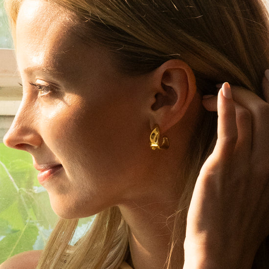 Chloe Hoops