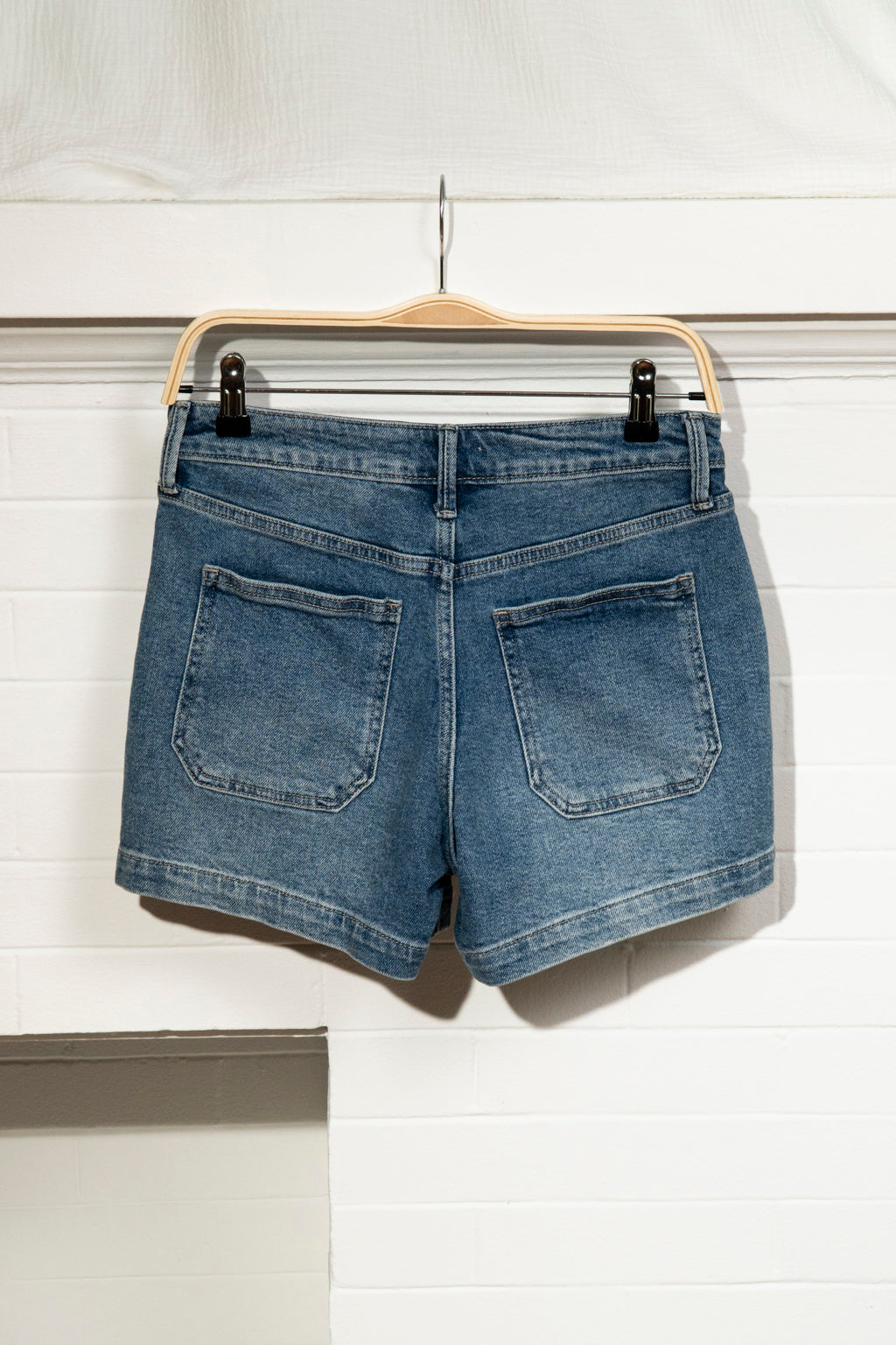 Mid Rise Utility Pocket Shorts