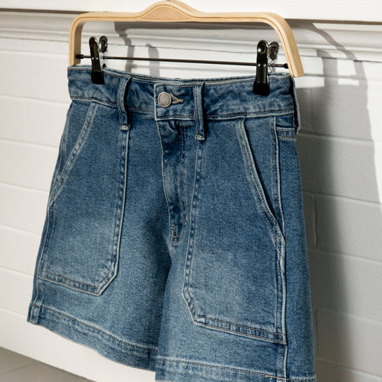 Mid Rise Utility Pocket Shorts