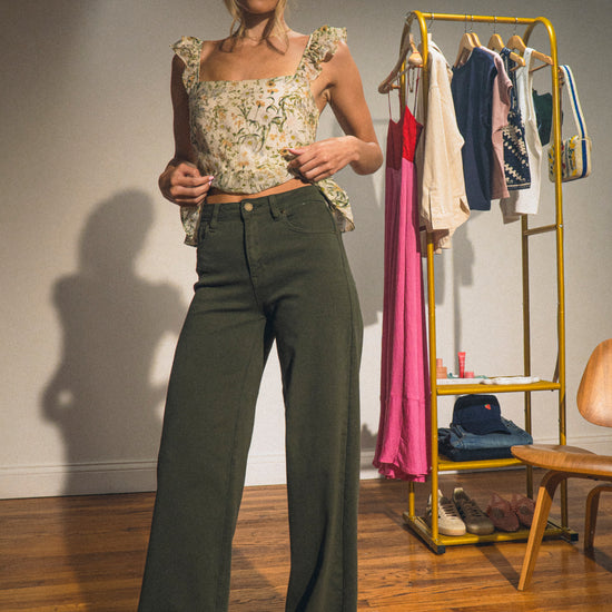 Mid Rise Wide Leg Pant