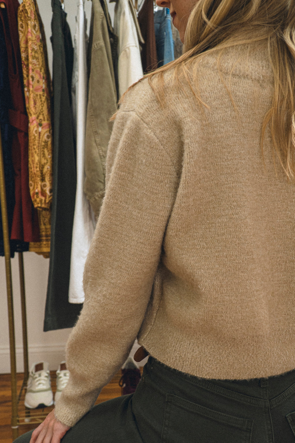 Neri Sweater