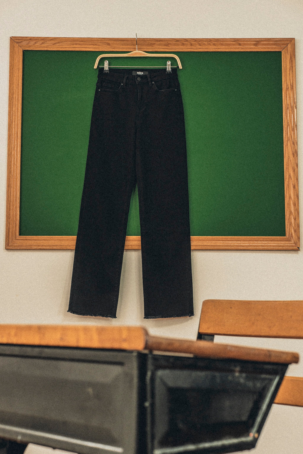 High Rise Slim Wide Leg Raw Hem MD