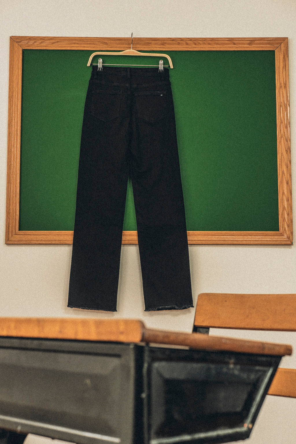 High Rise Slim Wide Leg Raw Hem MD