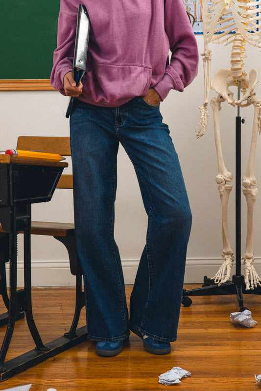 Mid Rise Ultra Wide Leg