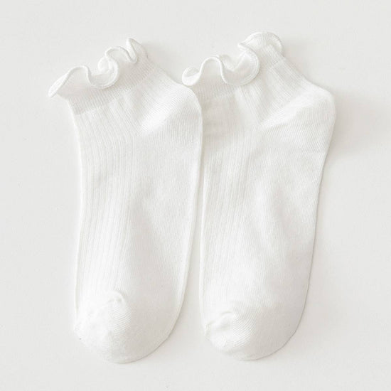Low Cut Ruffle Ankle Socks White