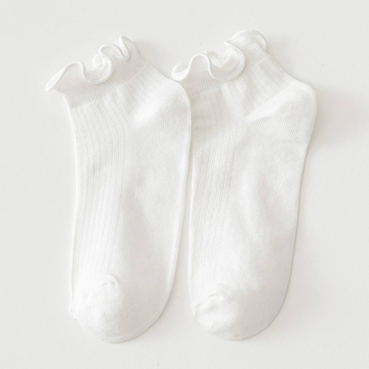 Low Cut Ruffle Ankle Socks White