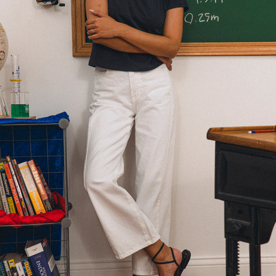 Slim Barrel Jean
