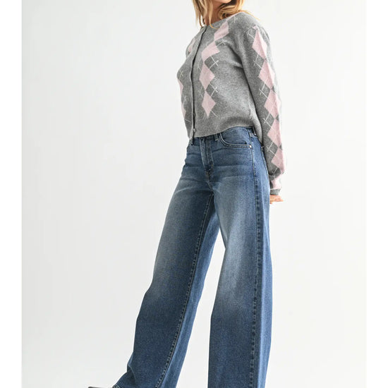 Mid Rise Ultra Wide Leg