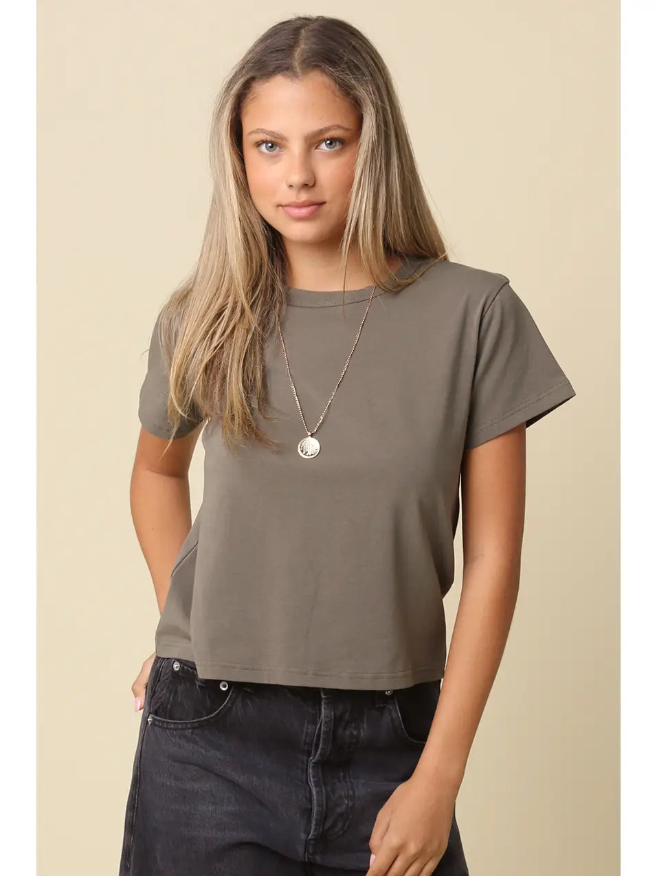 Maia Tee Olive