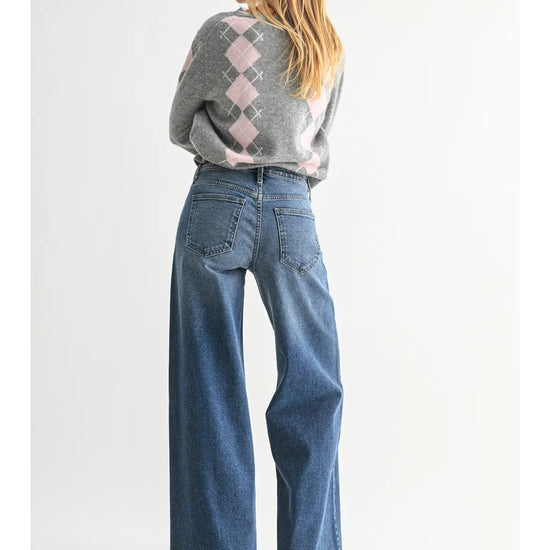 Mid Rise Ultra Wide Leg