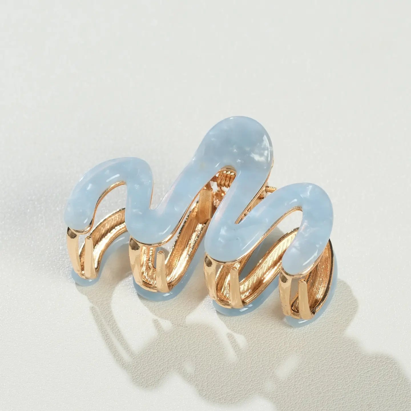 Willow Squiggle Mini Metal Claw Clip Saltwater Blue