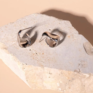 Chloe Hoops