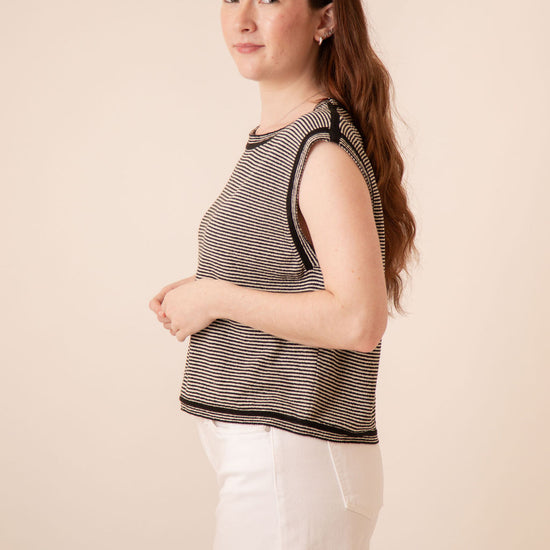 Mid Rise Stretch Shorts