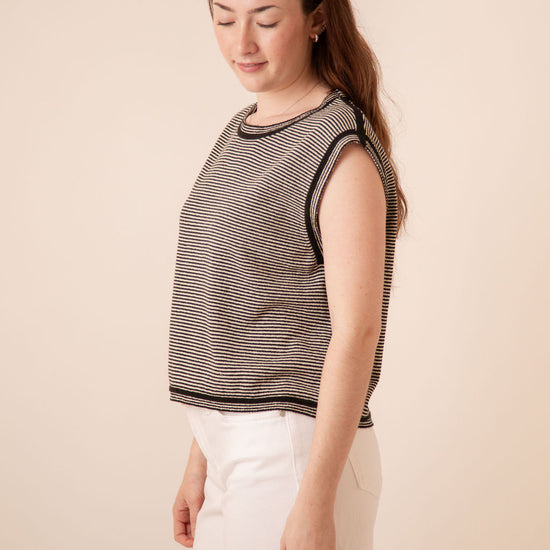Mid Rise Stretch Shorts