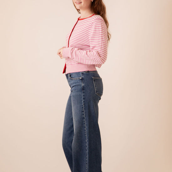 Mid Rise Ultra Wide Leg