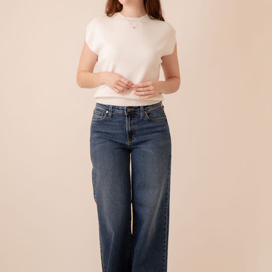 Mid Rise Ultra Wide Leg