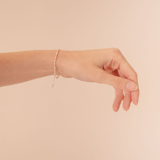 Quinn Bracelet Peach