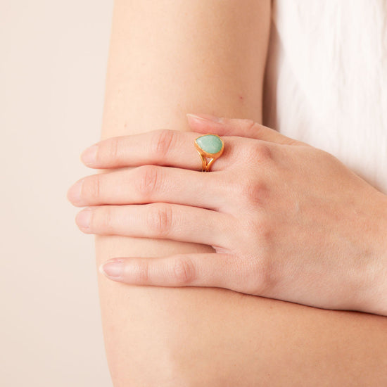 Safiya Teardrop Ring