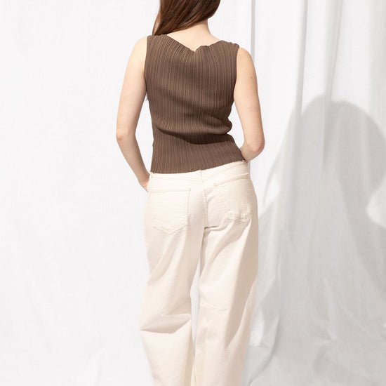 Barrel Jeans with Seams