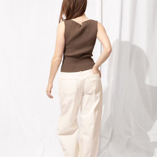 Barrel Jeans with Seams