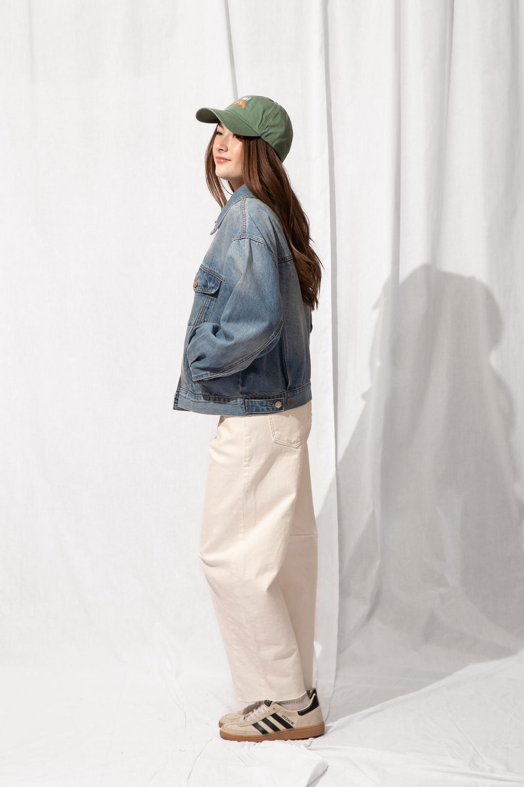 Barrel Jeans with Seams