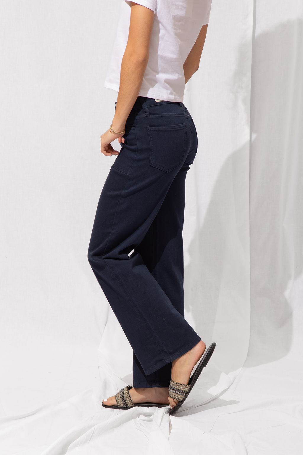 Utility Pocket Relaxed Straight Leg