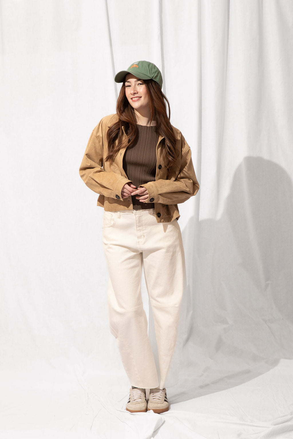 Barrel Jeans with Seams