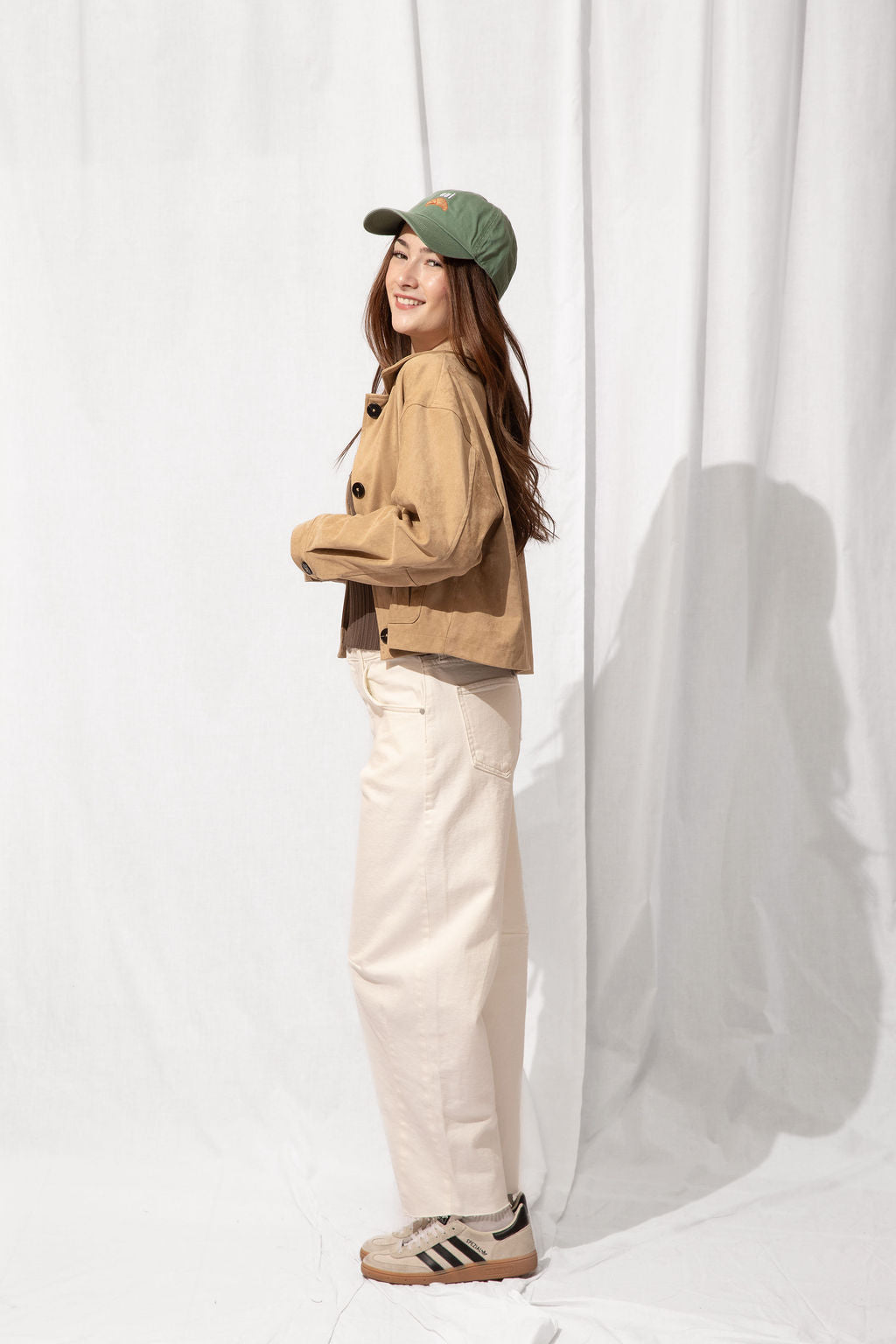 Barrel Jeans with Seams