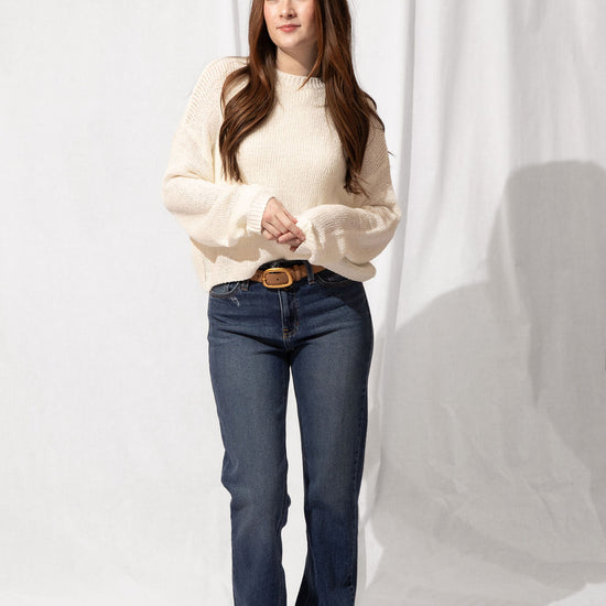 Mid Rise Slim Straight Leg