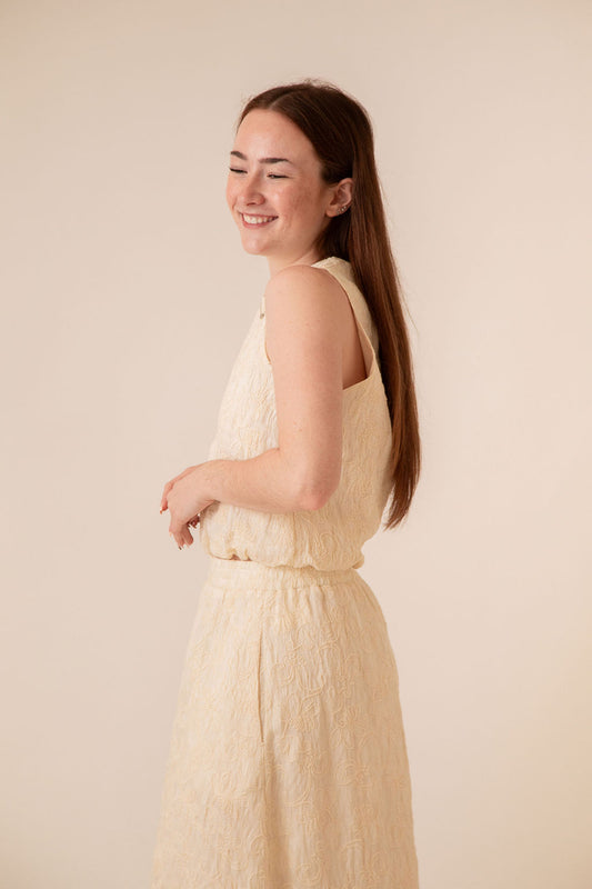 Allie Bubble Hem Top
