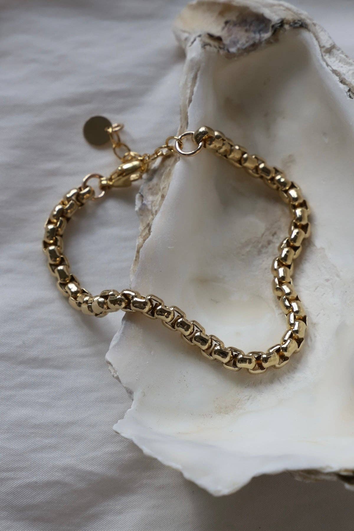 Nova Gold Chain Bracelet