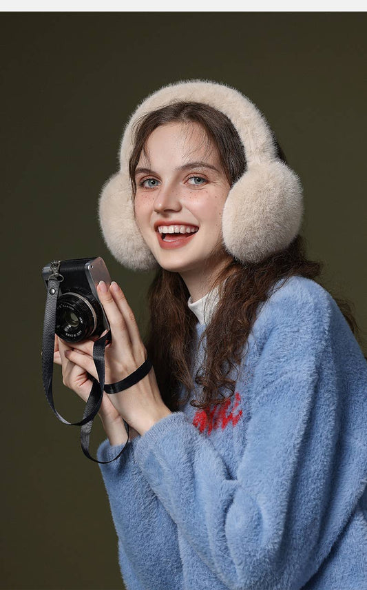 Esme Earmuffs Oatmilk