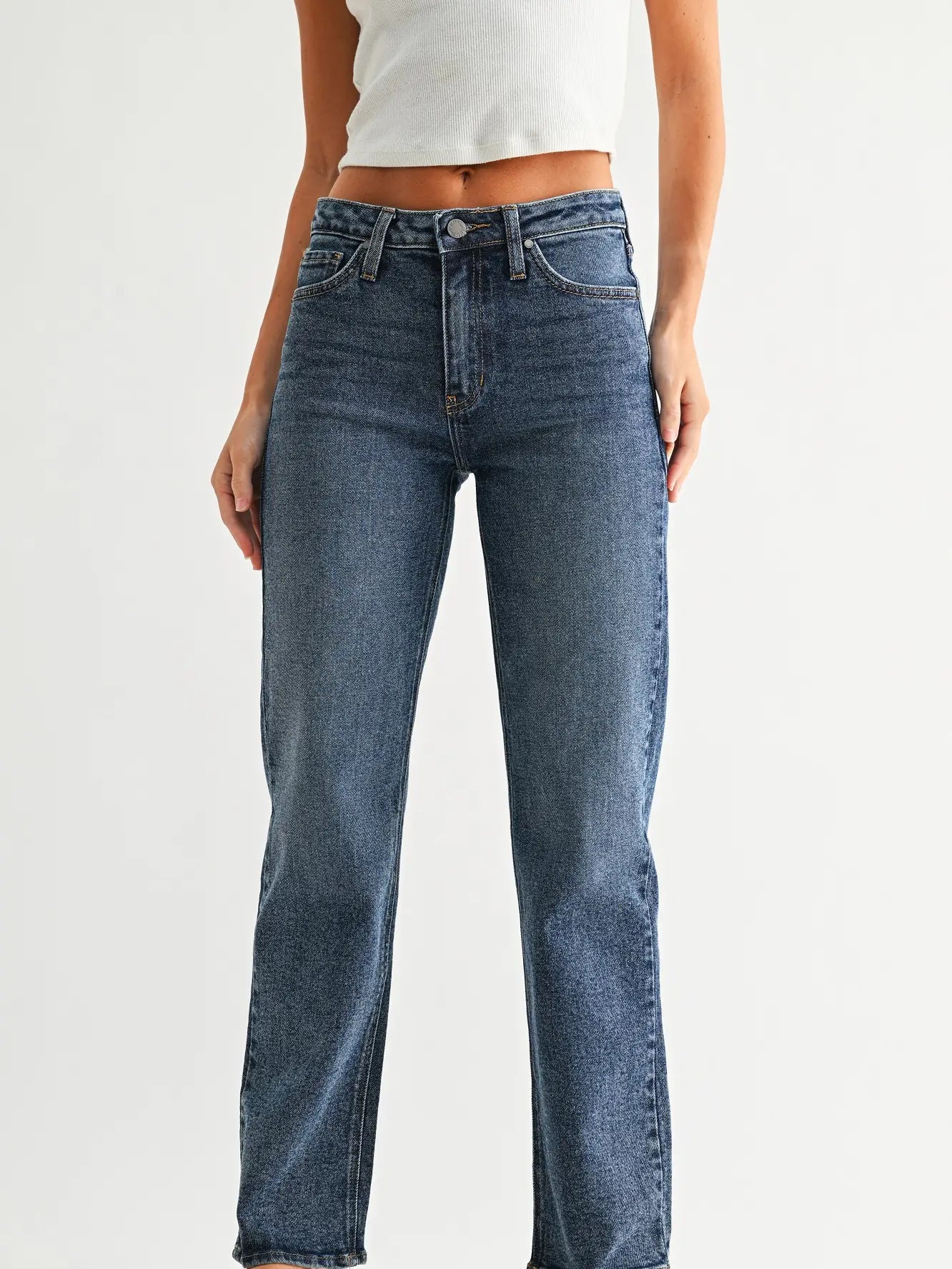 Mid Rise Slim Straight Leg