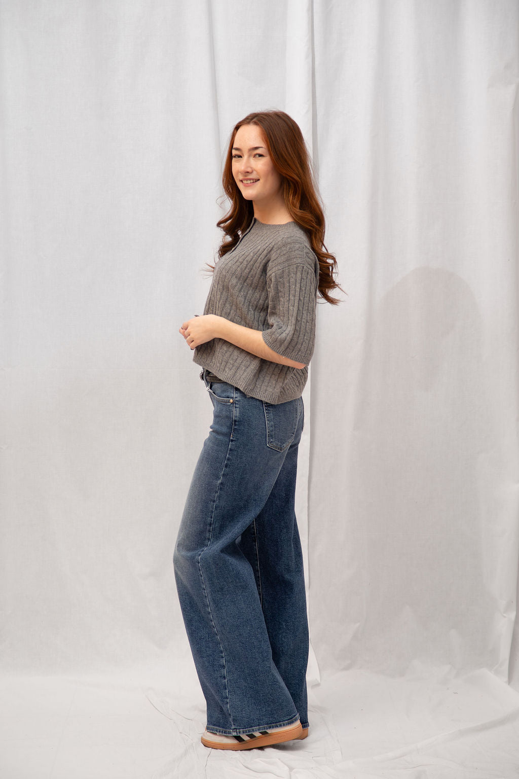 Mid Rise Ultra Wide Leg