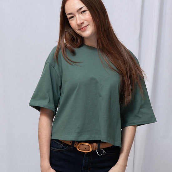 Lilith Tee Hunter Green