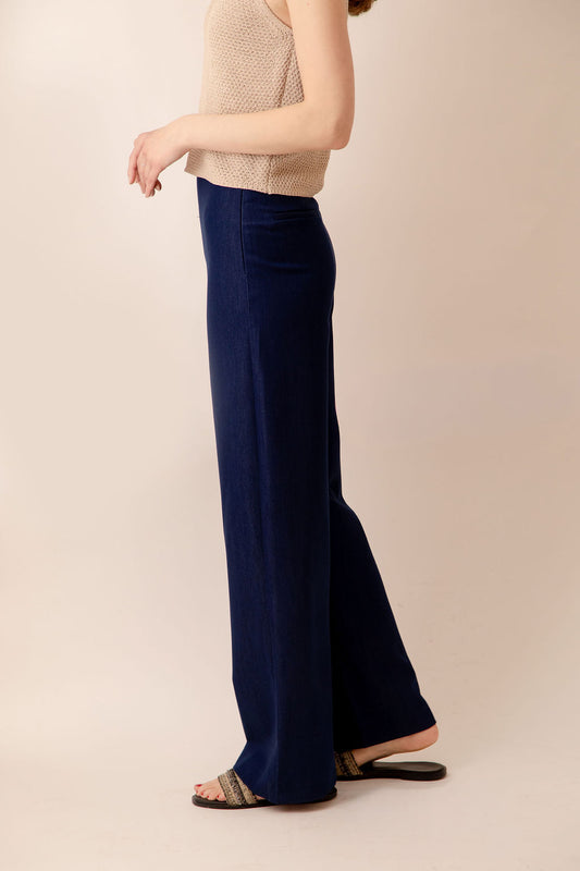 Karlie Pant