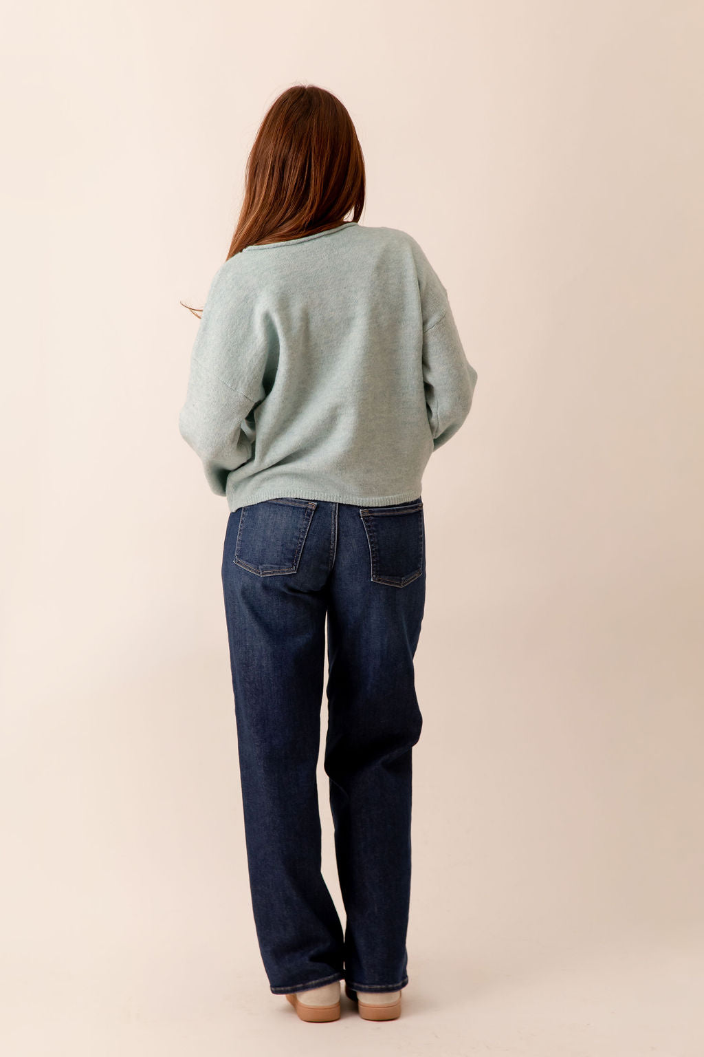 Mid Rise Loose Straight Leg